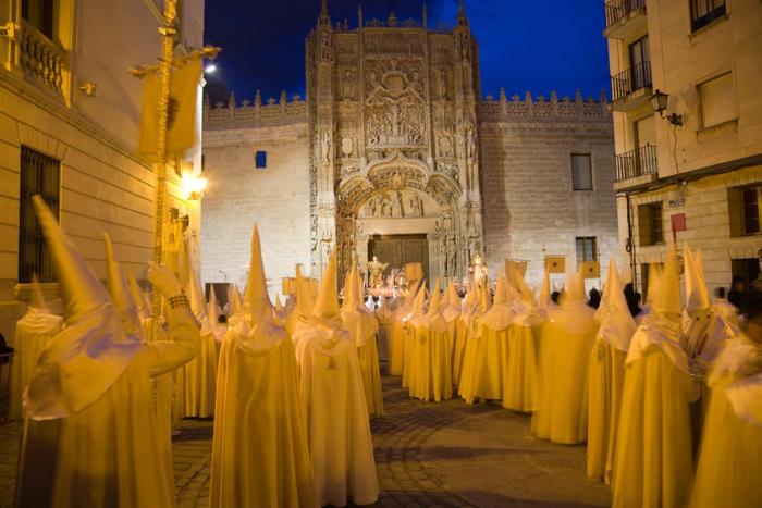 Holy week semana santa sevilla seville la easter spain celebrations catholic celebration countries south pasos christ floats paso american celebrated